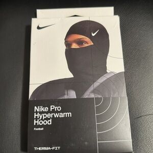 Nike Pro Hyperwarm Hood